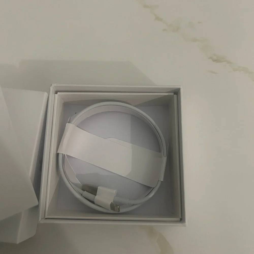 Wireless Earbuds with Charging Case - White